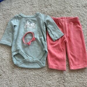 3-6M Disney Baby 101 Dalmatians Long Sleeve Onesie w/ Headband & Pants